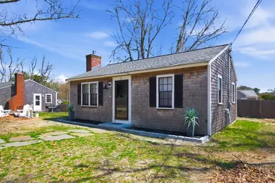 14 Manning Road, Dennis MA — view 2