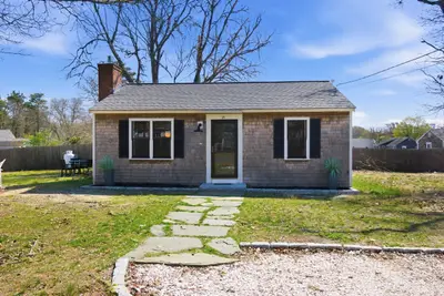 14 Manning Road, Dennis MA — view 3