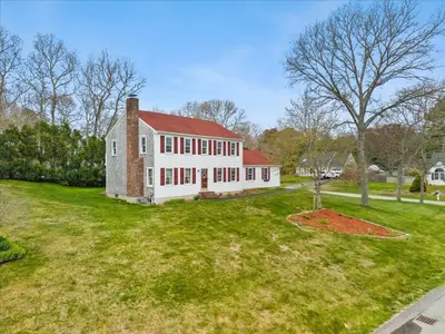 34 Windsor Way, Mashpee MA — view 3