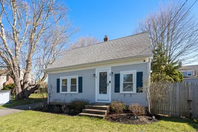 10 Trenton Street, Yarmouth MA — view 2