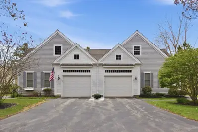 3 Periwinkle Court, Unit 3, Bourne MA