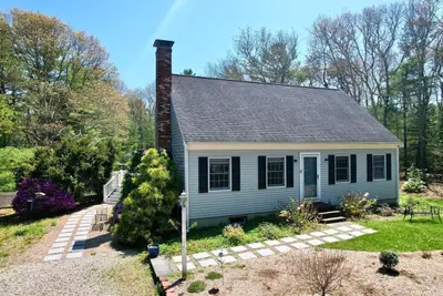 8 Ruth Terrace