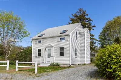 5 Rosetta Street