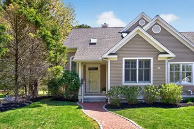 2 Quinns Way, Unit 2, Mashpee MA — view 4