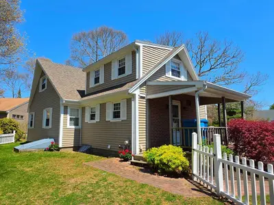 16 Pine Hollow Road, Falmouth MA — view 3