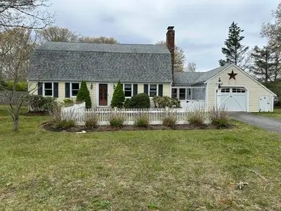 3 Thoreau Drive
