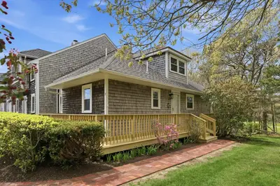 11 Harbor Hill Drive, Unit 11, Bourne MA