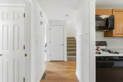 11 Harbor Hill Drive, Unit 11, Bourne MA — view 3
