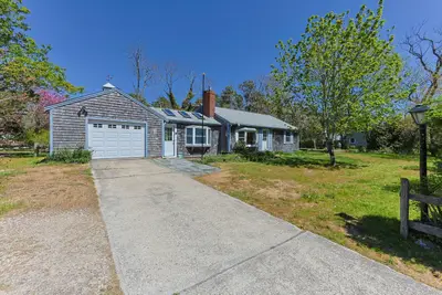 5 Weir Road, Eastham MA — view 3