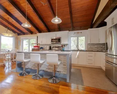 9 Kinnikinnick Road, Truro MA — view 3