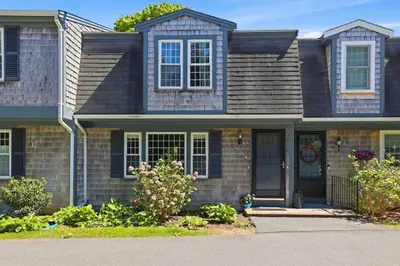 374 Davisville Road, Unit 4, Falmouth MA — view 4
