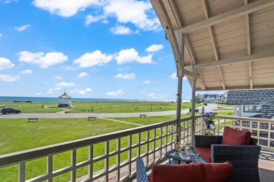 61 Ocean Avenue, Unit 4, Oak Bluffs MA — view 5
