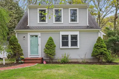 5 Deerfield Road