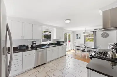 10 Albert Road, Bourne MA — view 5