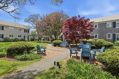 15 Pleasant Street, Unit E23, Harwich MA