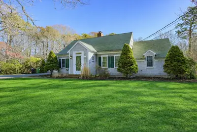 578 Huckins Neck Road, Barnstable MA — view 2