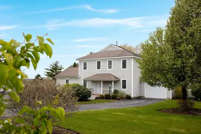 2 Beach Plum Lane, Unit E, Bourne MA