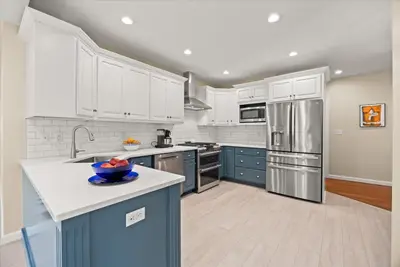 2 Boulder Road, Bourne MA — view 4