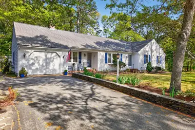 80 Roosevelt, Barnstable MA