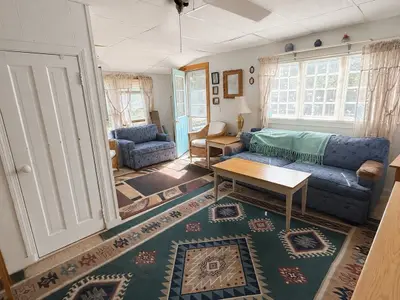 19 Perkins Avenue, Oak Bluffs MA — view 5