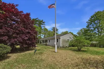 40 Bennets Neck Drive, Bourne MA — view 3