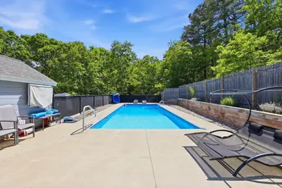 10 Marthas Way, Barnstable MA — view 2
