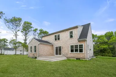 10 Laurel Lane, Sandwich MA — view 2
