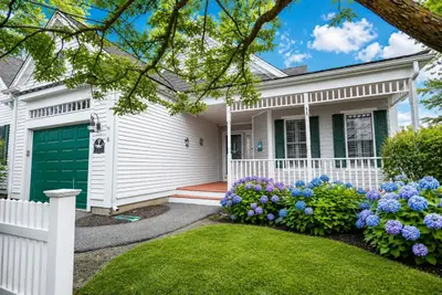 6 Berrywood Court, Unit 6, Bourne MA