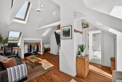 127 Bradford Street, Unit 4