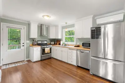 9 Debbies Lane, Barnstable MA — view 5