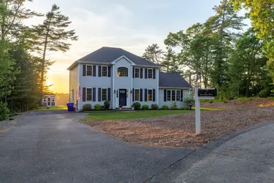 7 Great Pines Drive