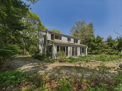 621 Locustfield Road, Falmouth MA — view 2