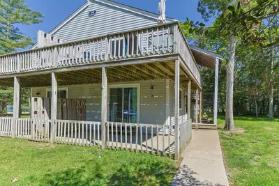 70 Cape Drive, Unit 8b