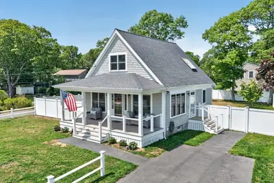 245 Edgewater Drive East, Falmouth MA — view 3
