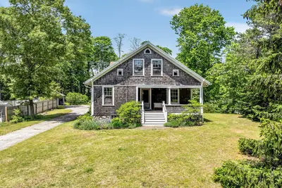 9 Wild Harbor Road