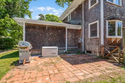 20 Quaker Road, Falmouth MA — view 4