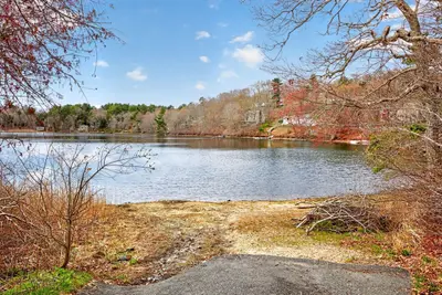 73 Pimlico Pond, Sandwich MA — view 2