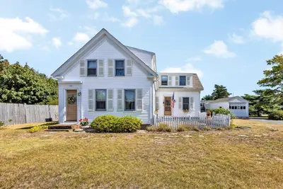178 School Street, Dennis MA — view 2