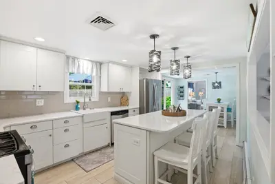 12 Walnut Street, Yarmouth MA — view 4