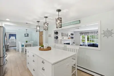 12 Walnut Street, Yarmouth MA — view 5