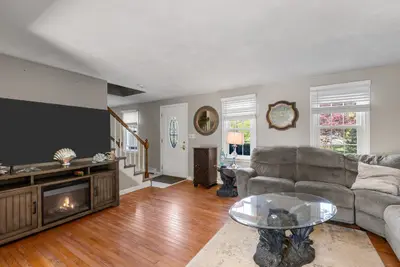30 Sheffield Place, Mashpee MA — view 4