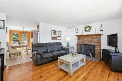 10 Checkerberry Lane, Sandwich MA — view 3