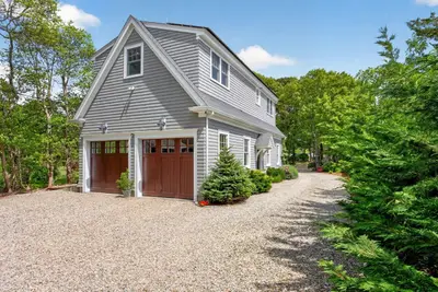 357 Monomoscoy Road, Mashpee MA — view 3