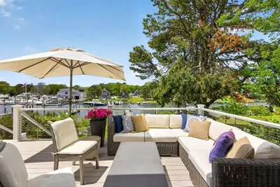 357 Monomoscoy Road, Mashpee MA — view 5