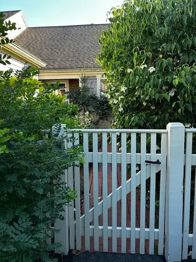 206 Kates Path, Unit 206