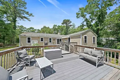 35 Braeburn Court, Falmouth MA — view 3