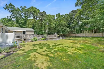 35 Braeburn Court, Falmouth MA — view 5