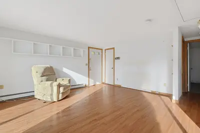18 Cobb Avenue, Unit 18, Yarmouth MA — view 4