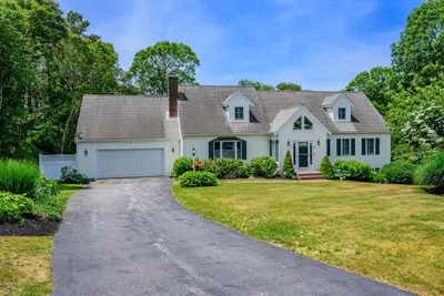 29 Water View Circle