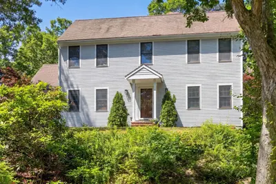 2 Harpers Hollow, Sandwich MA — view 2